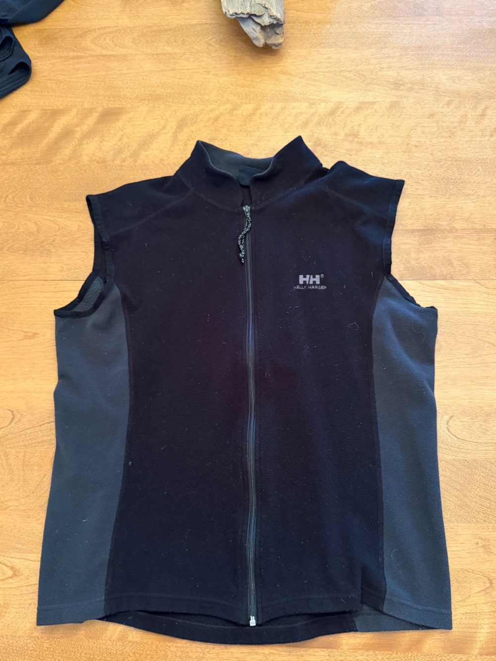 Helly Hansen Fleece Vest — Men’s Medium — Black/Charcoal
